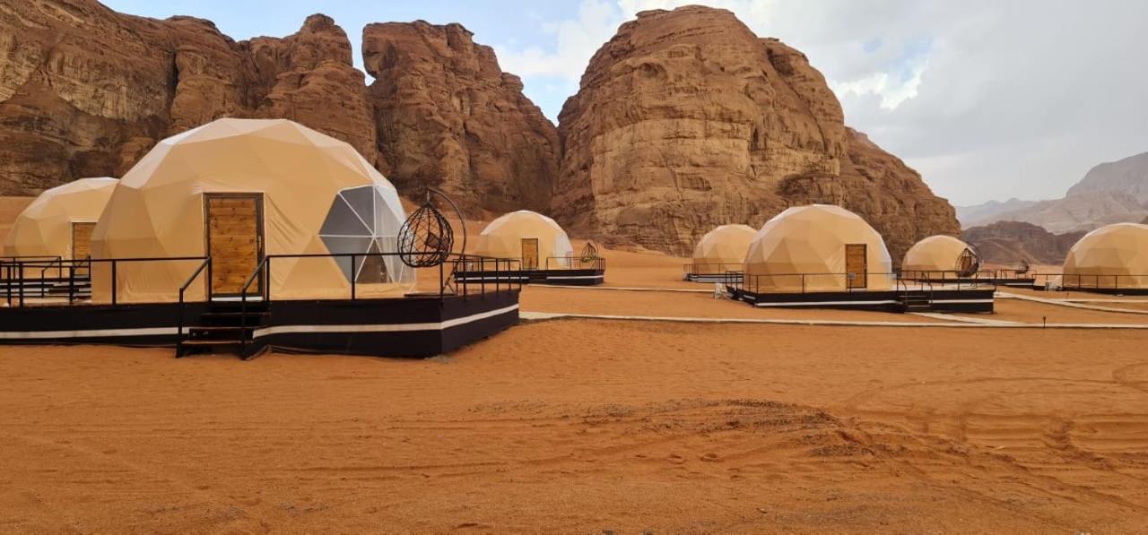 Tamim Luxury Wadi Rum Camp Zewnętrze zdjęcie