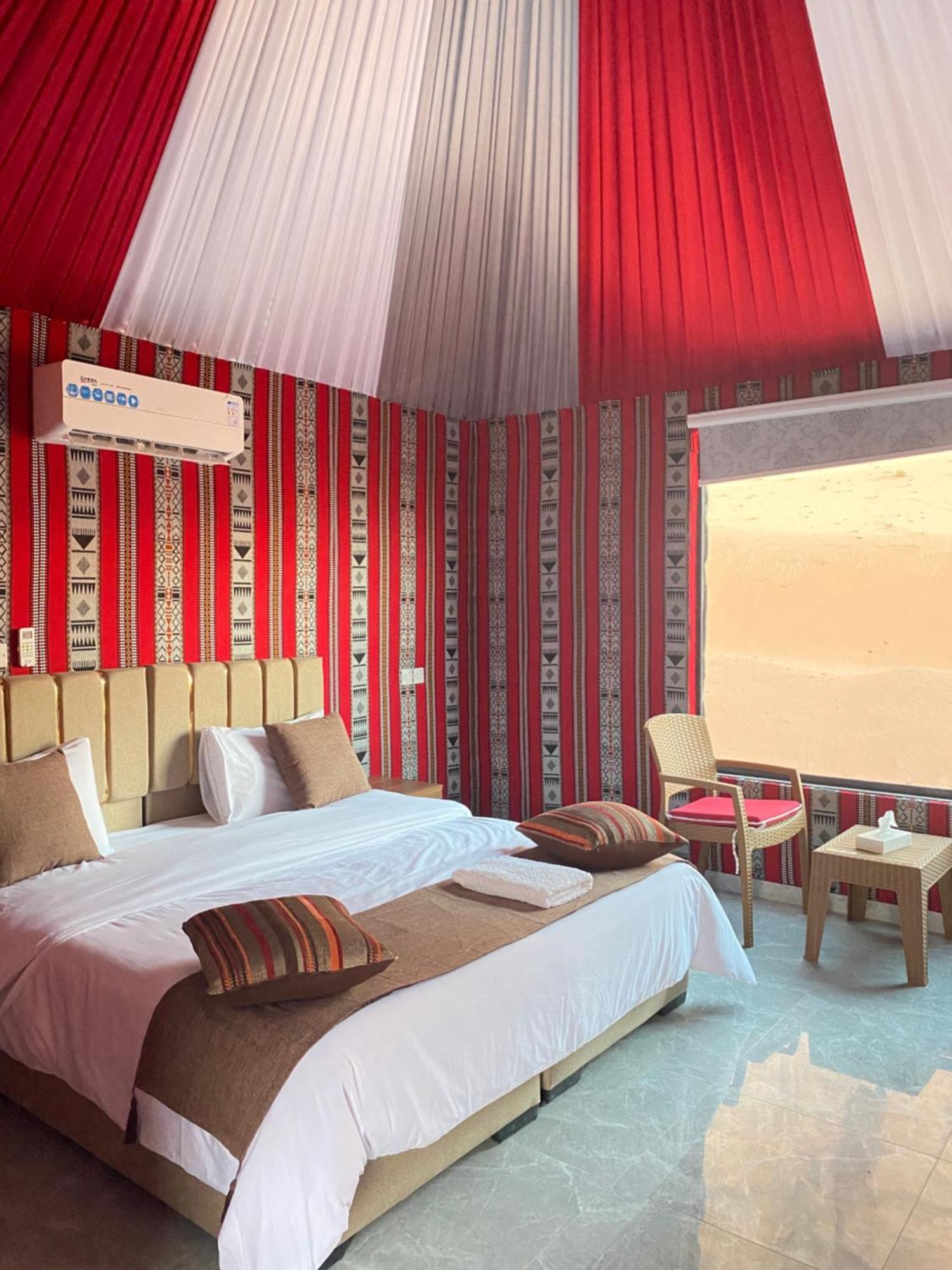 Tamim Luxury Wadi Rum Camp Zewnętrze zdjęcie